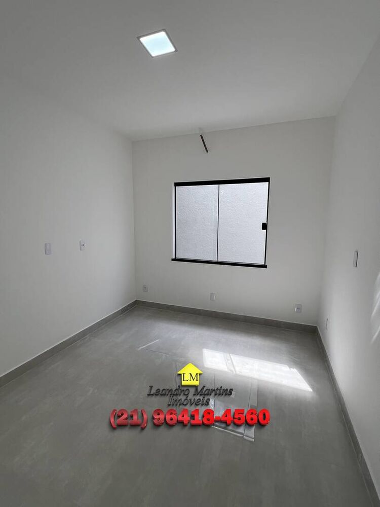 Casa à venda com 3 quartos, 240m² - Foto 3