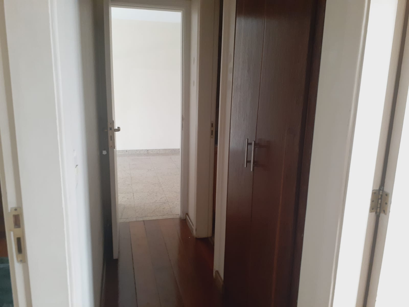 Apartamento à venda com 3 quartos, 125m² - Foto 9