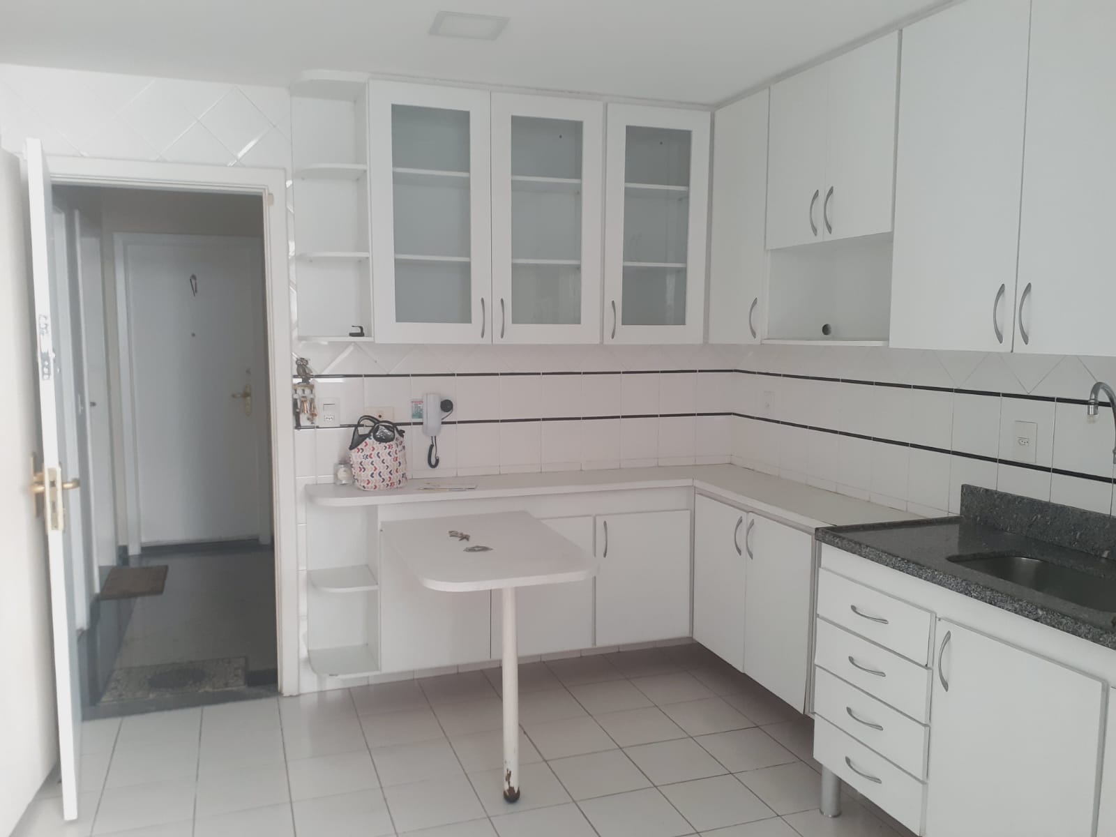 Apartamento à venda com 3 quartos, 125m² - Foto 16