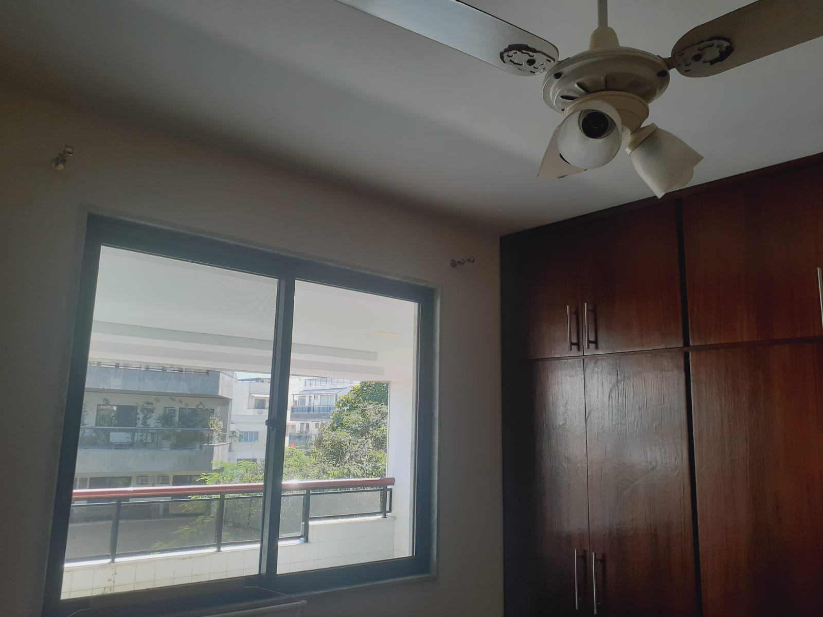 Apartamento à venda com 3 quartos, 125m² - Foto 12