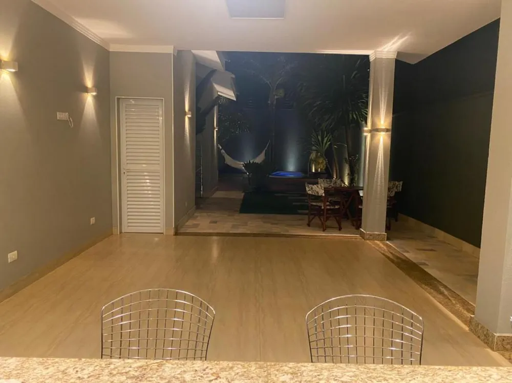 Casa, 3 quartos, 304 m² - Foto 4