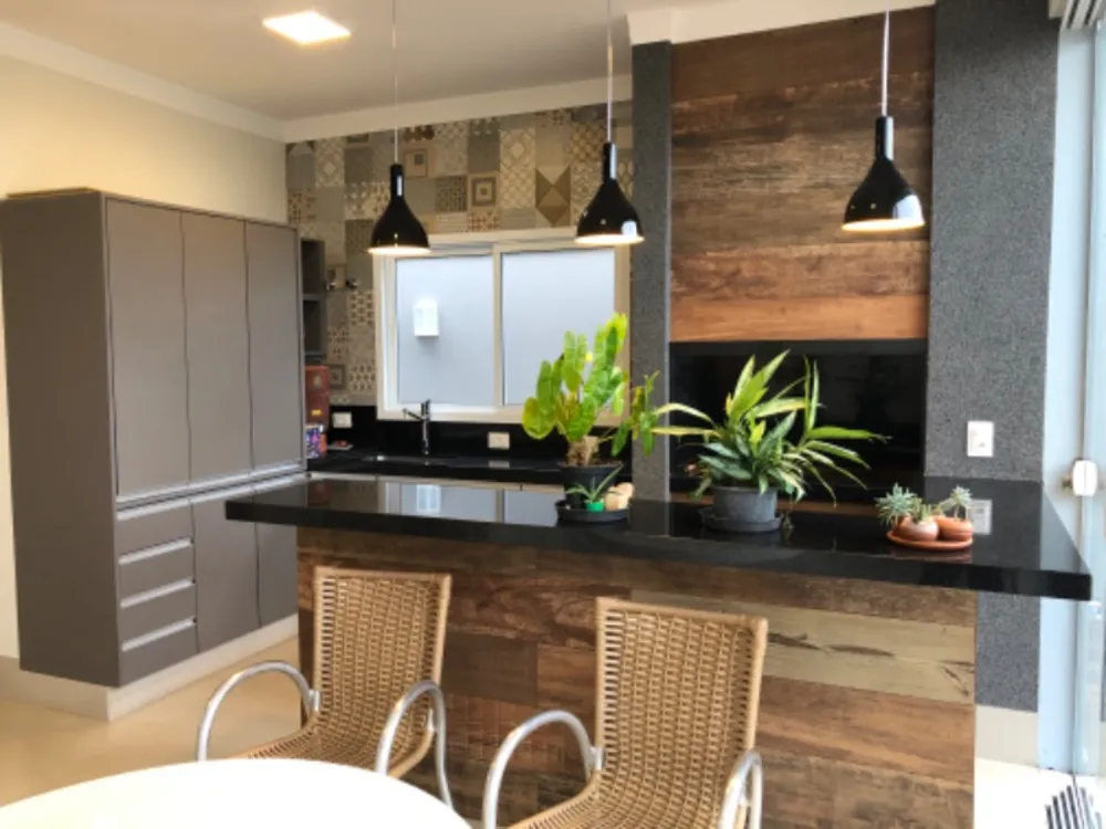 Casa, 3 quartos, 172 m² - Foto 1