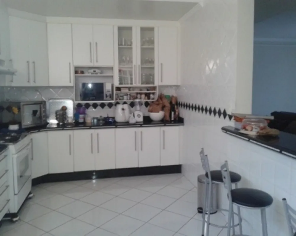 Sobrado, 4 quartos, 212 m² - Foto 2