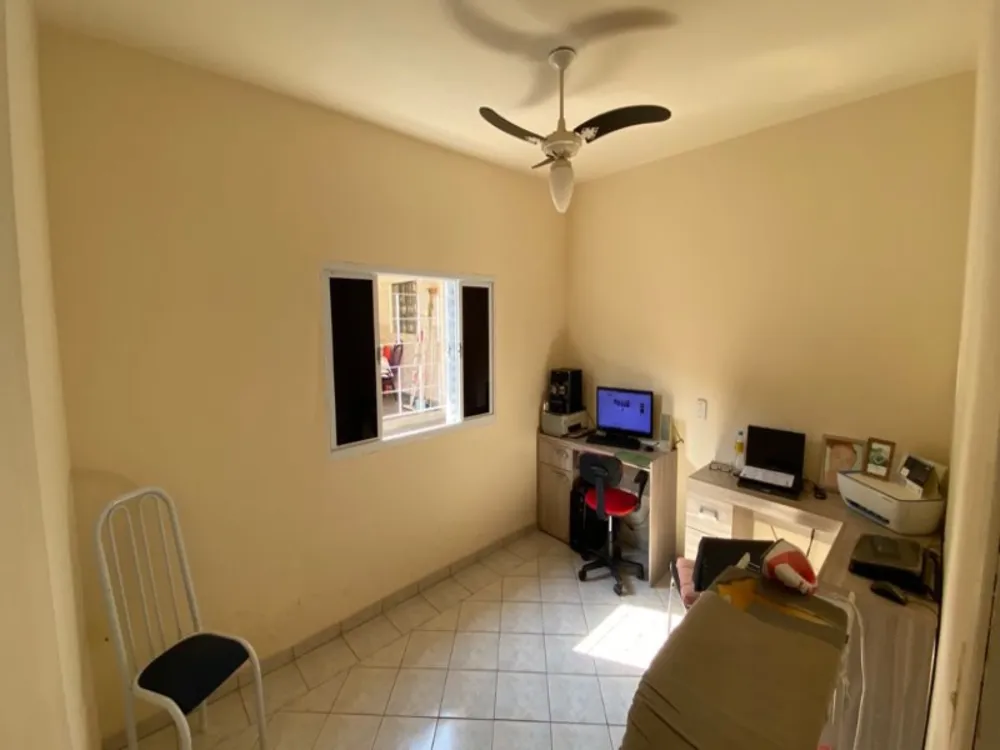 Casa, 3 quartos, 195 m² - Foto 3