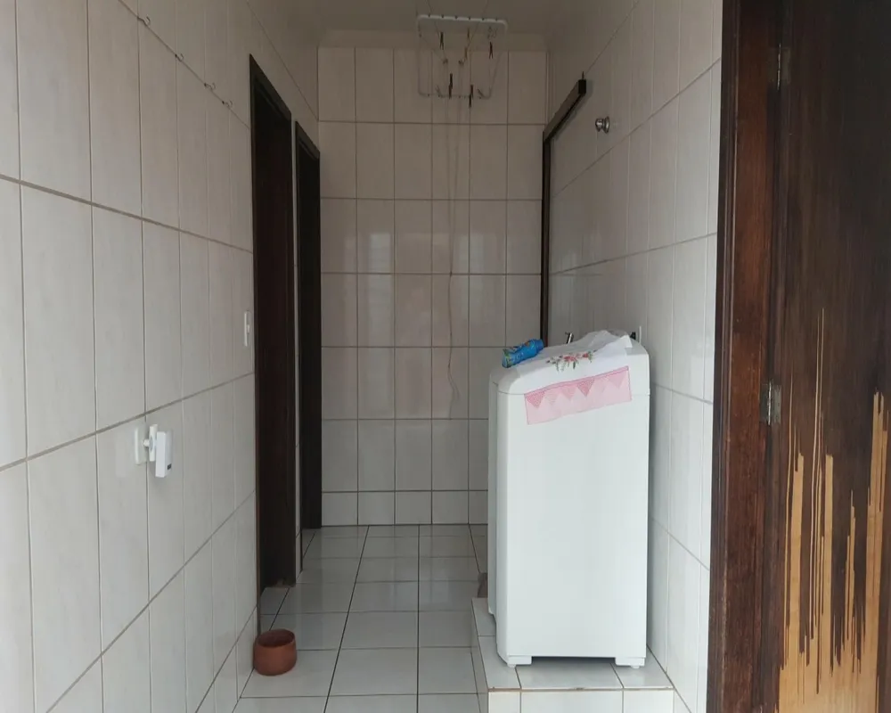 Sobrado, 4 quartos, 299 m² - Foto 2