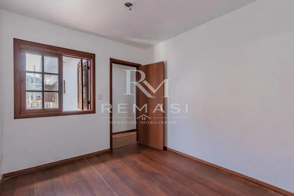 Casa, 4 quartos, 217 m² - Foto 1