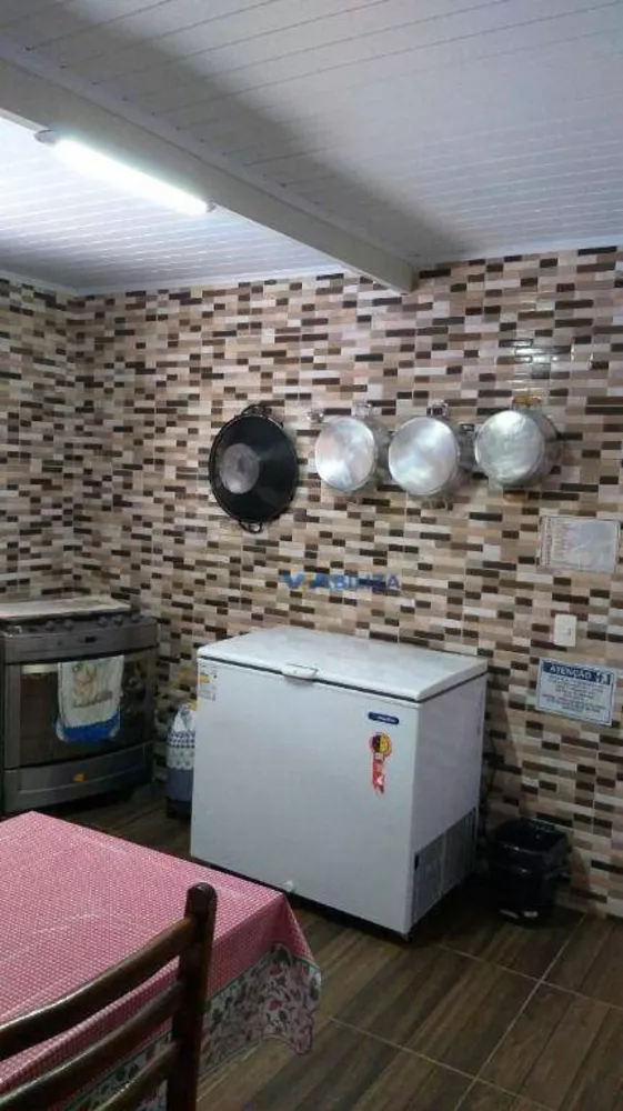 Chácara à venda com 3 quartos, 170m² - Foto 3