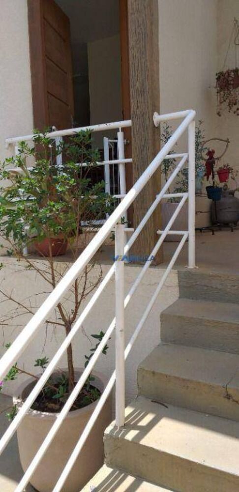 Casa à venda com 2 quartos, 74m² - Foto 3
