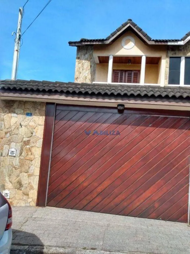 Sobrado, 3 quartos, 279 m² - Foto 1