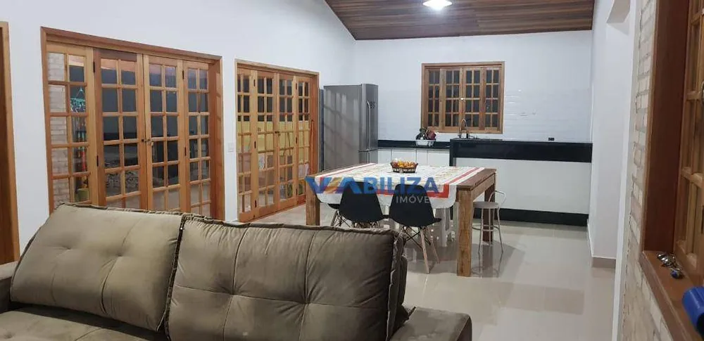 Chácara, 3 quartos, 1000 m² - Foto 2