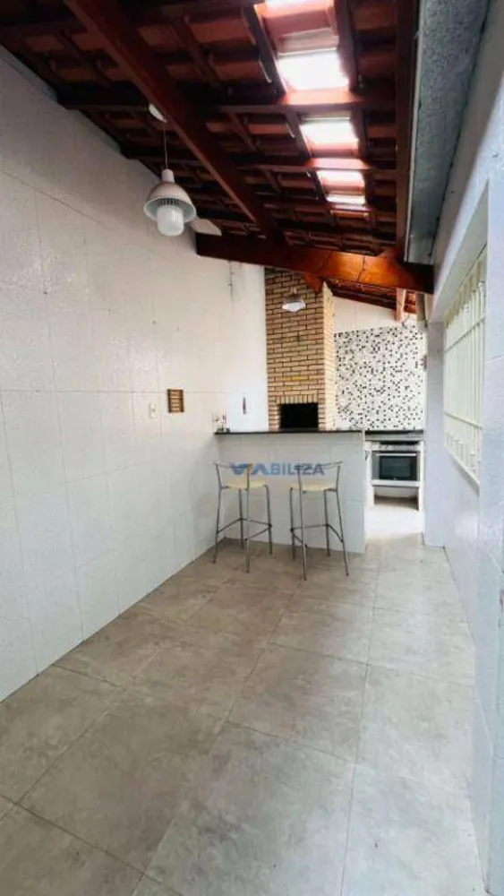 Sobrado, 3 quartos, 220 m² - Foto 1