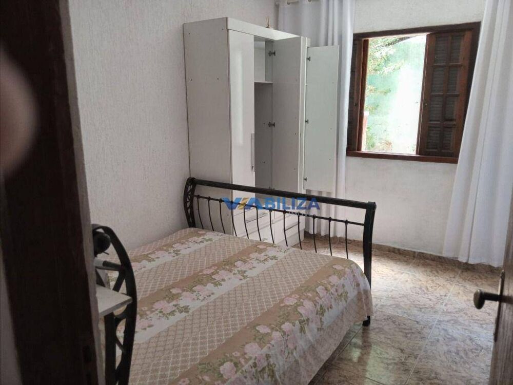 Chácara à venda com 3 quartos, 650m² - Foto 2