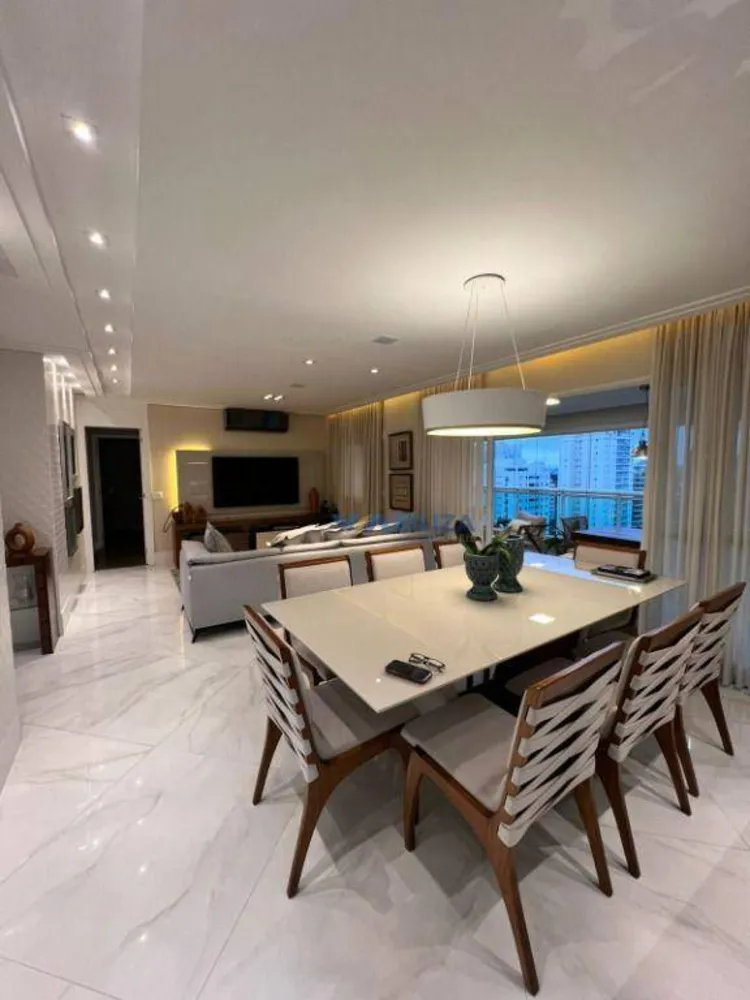 Apartamento, 3 quartos, 168 m² - Foto 1