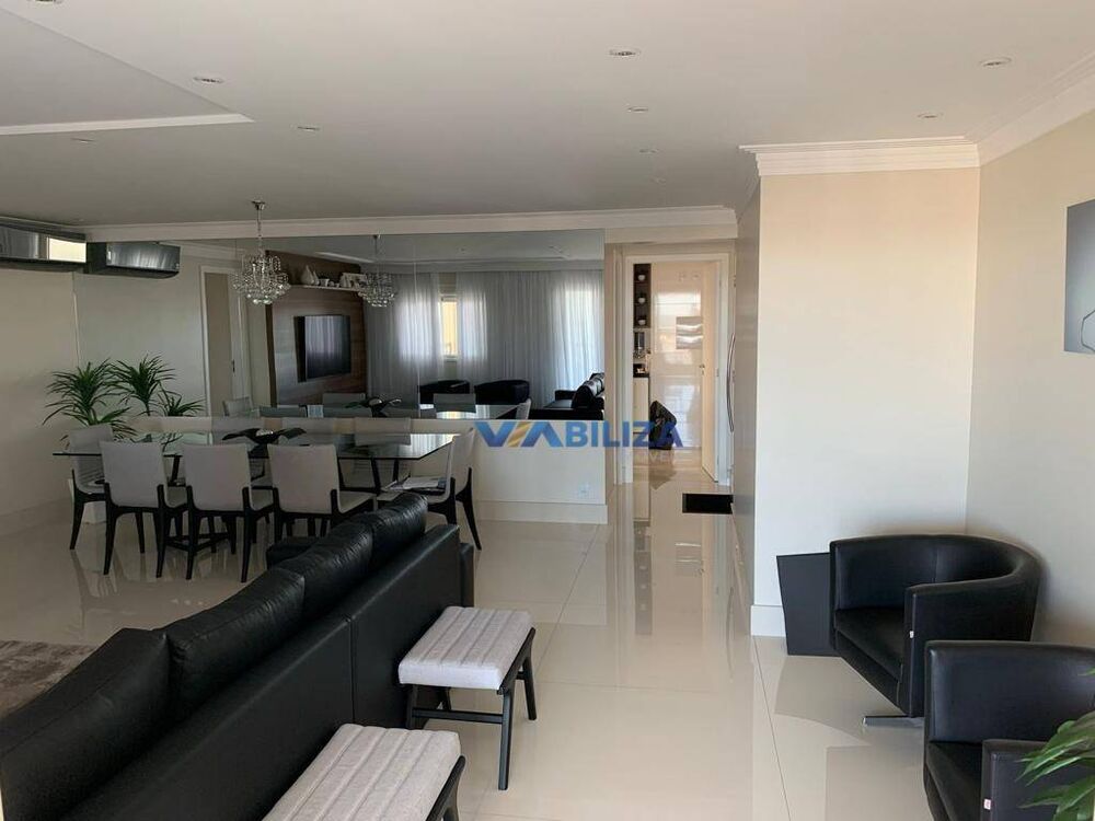 Apartamento à venda com 3 quartos, 134m² - Foto 3