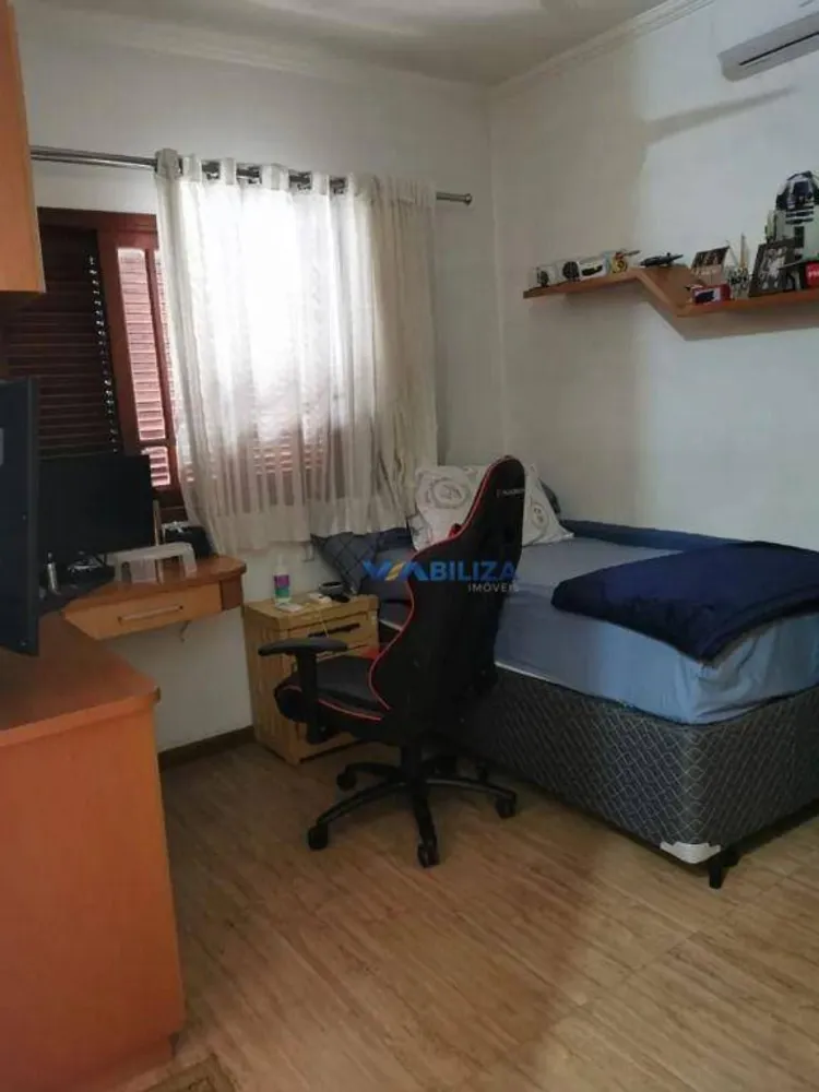 Casa, 4 quartos, 220 m² - Foto 4