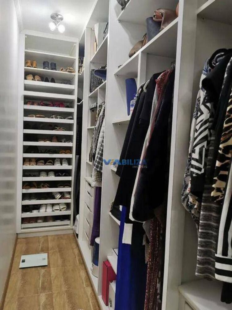 Casa, 4 quartos, 220 m² - Foto 4