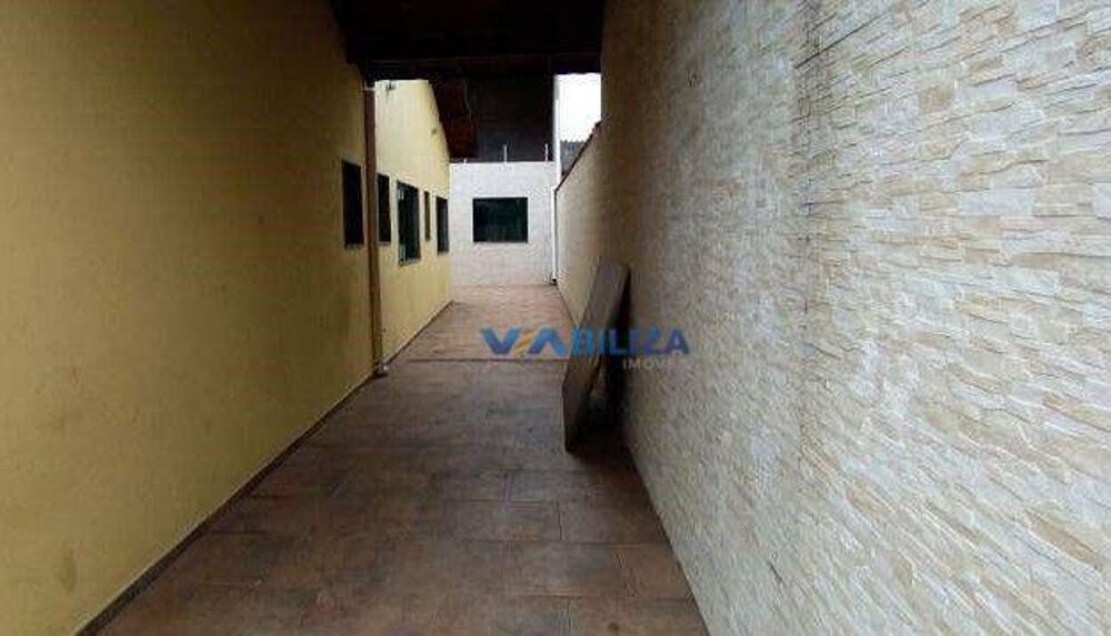 Casa, 4 quartos, 213 m² - Foto 1