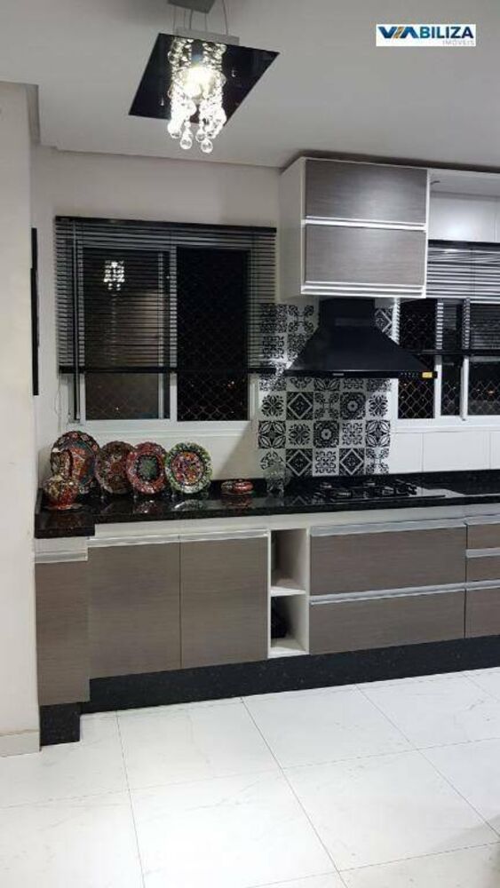 Cobertura à venda com 3 quartos, 99m² - Foto 2
