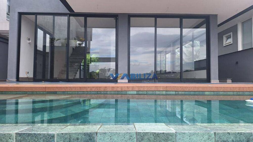 Sobrado, 4 quartos, 320 m² - Foto 1