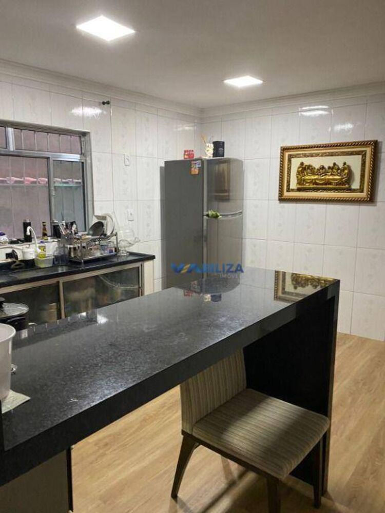 Sobrado, 4 quartos, 200 m² - Foto 16