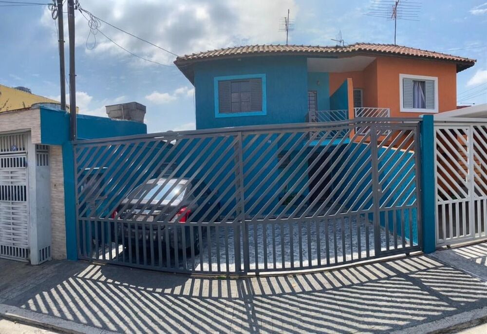 Sobrado à venda com 3 quartos, 146m² - Foto 1