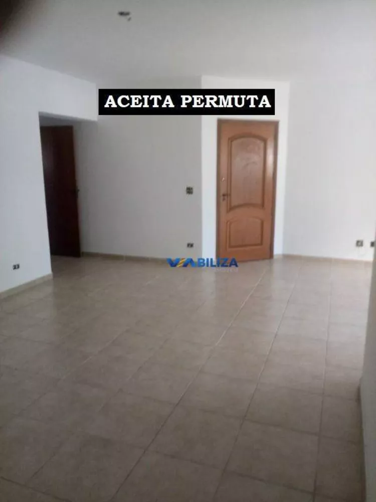 Apartamento à venda com 3 quartos, 130m² - Foto 1