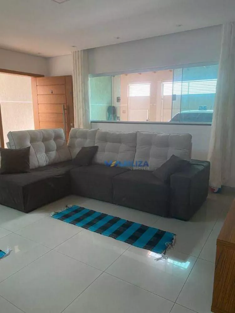 Sobrado à venda com 3 quartos, 138m² - Foto 1