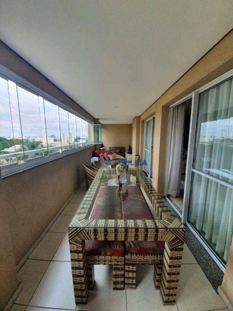 Apartamento, 3 quartos, 150 m² - Foto 1