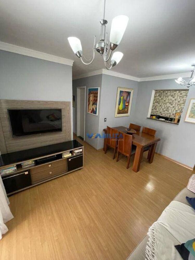Apartamento à venda com 3 quartos, 72m² - Foto 1