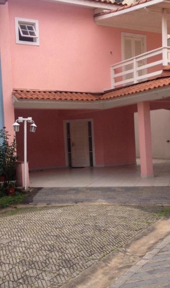 Casa de Condomínio à venda com 4 quartos, 260m² - Foto 1