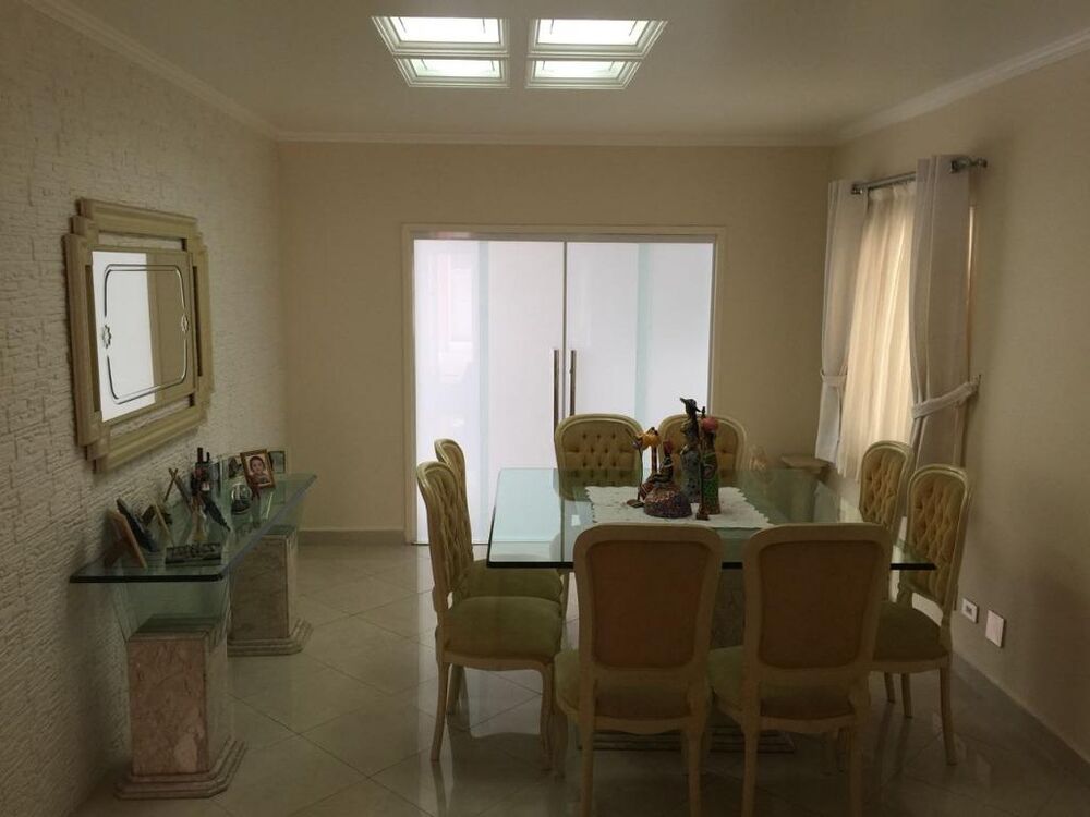 Casa de Condomínio à venda com 4 quartos, 260m² - Foto 11
