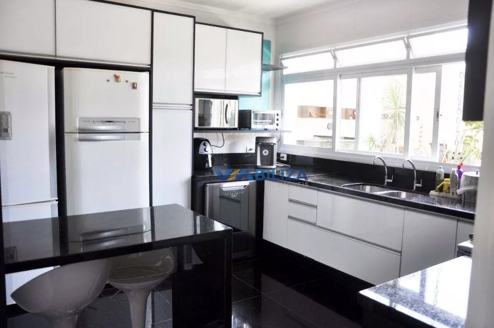 Sobrado, 6 quartos, 600 m² - Foto 4