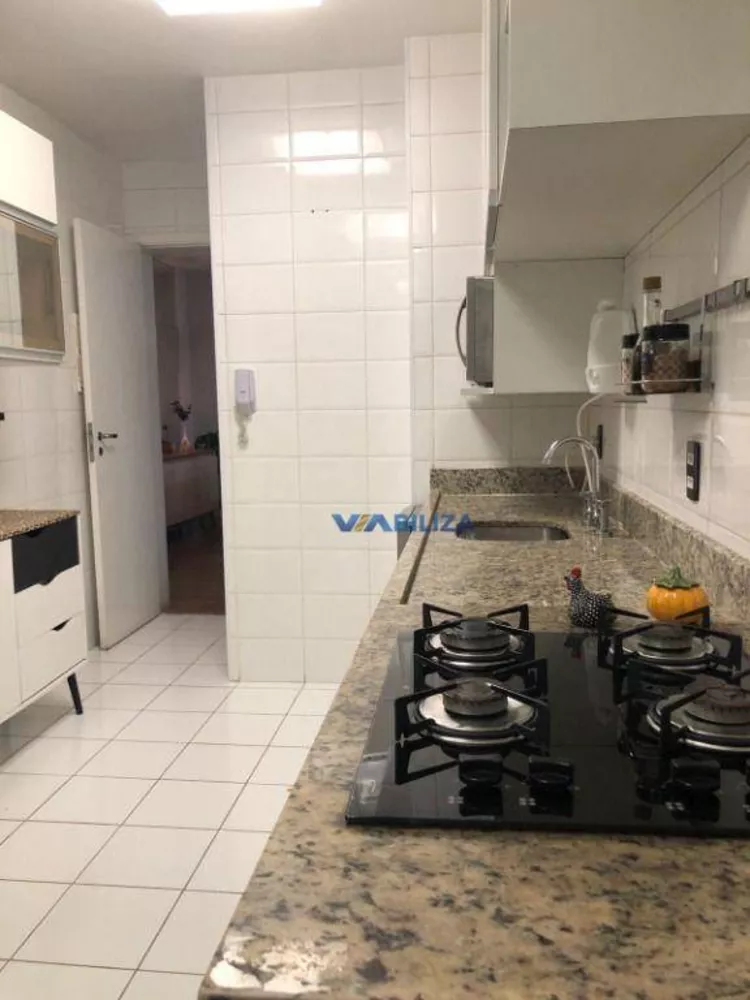 Apartamento à venda com 3 quartos, 128m² - Foto 4