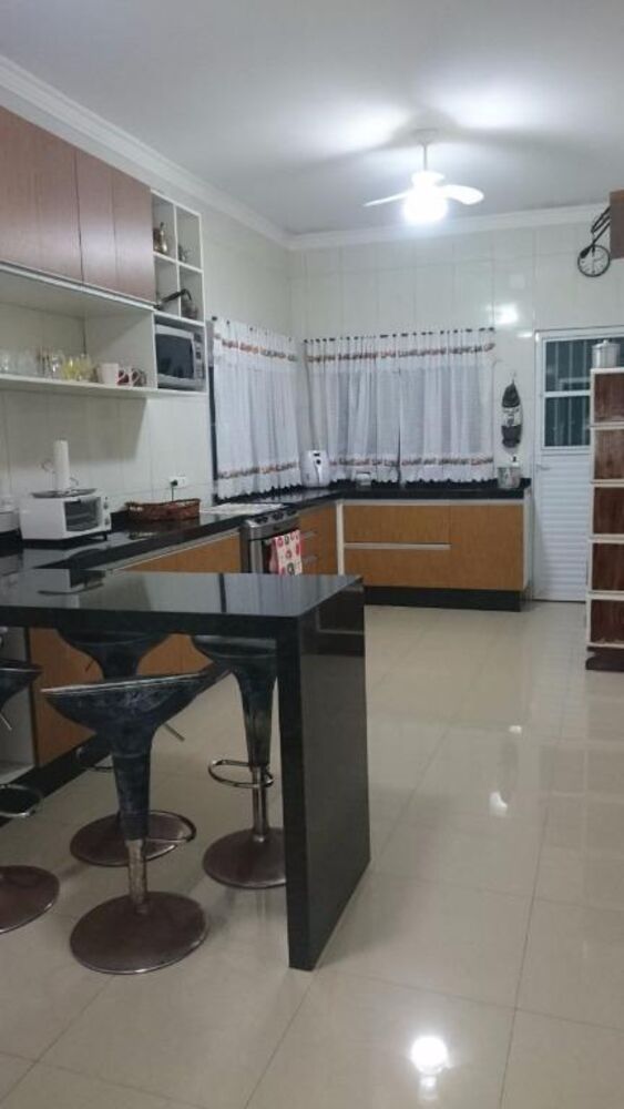 Sobrado, 4 quartos, 320 m² - Foto 4