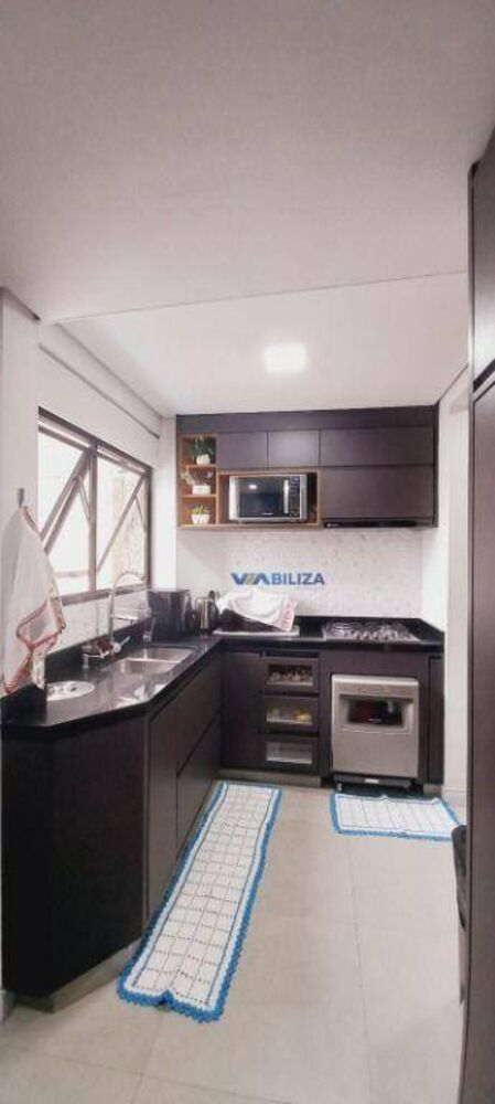 Apartamento à venda com 3 quartos, 90m² - Foto 2