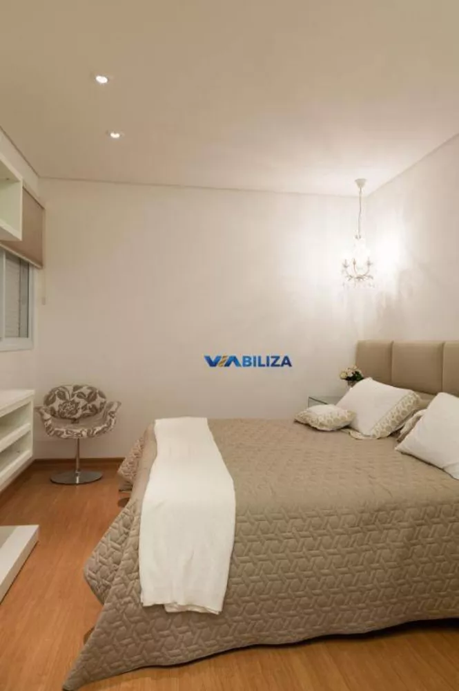 Apartamento à venda com 4 quartos, 227m² - Foto 6