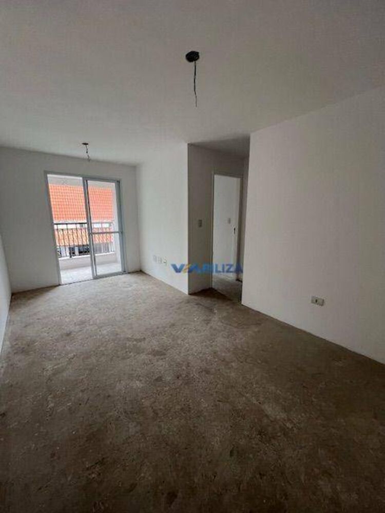 Apartamento à venda com 2 quartos, 58m² - Foto 2