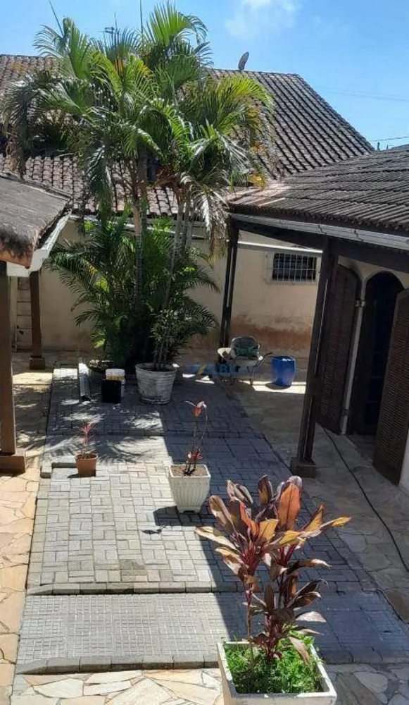 Casa, 3 quartos, 200 m² - Foto 2