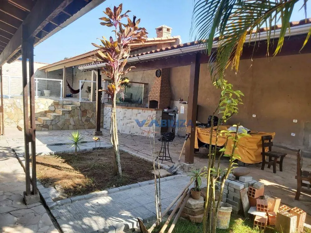 Casa, 3 quartos, 200 m² - Foto 3