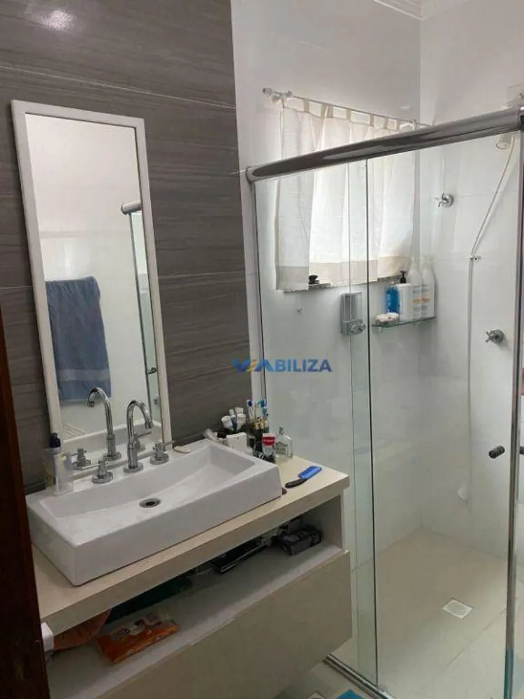 Sobrado, 3 quartos, 330 m² - Foto 1