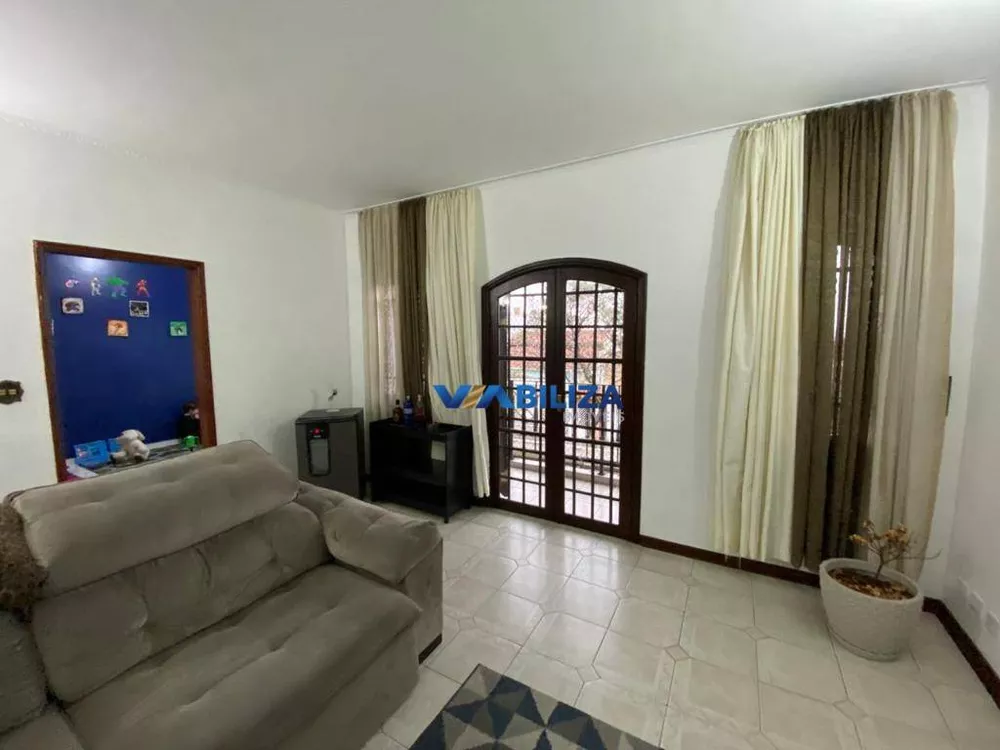 Sobrado à venda com 4 quartos, 300m² - Foto 5