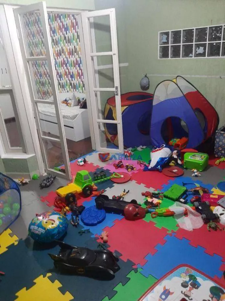 Sobrado à venda e aluguel com 4 quartos, 240m² - Foto 10