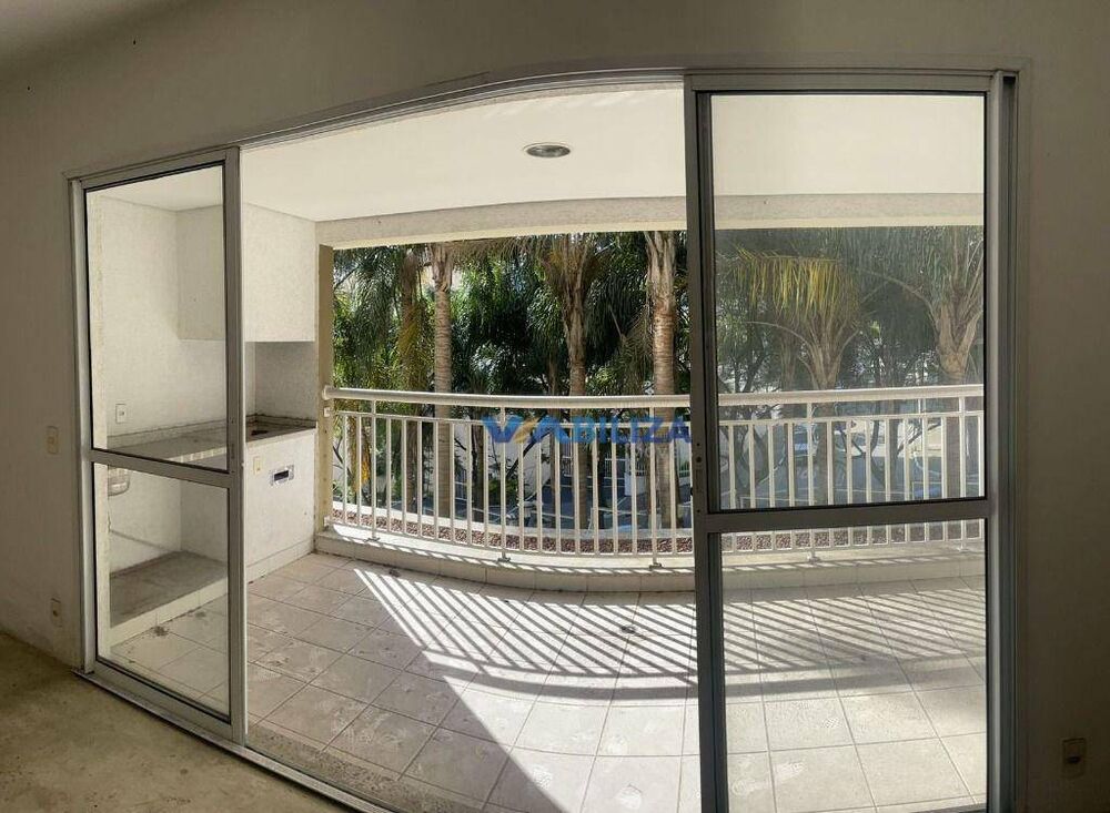 Apartamento à venda com 3 quartos, 132m² - Foto 2