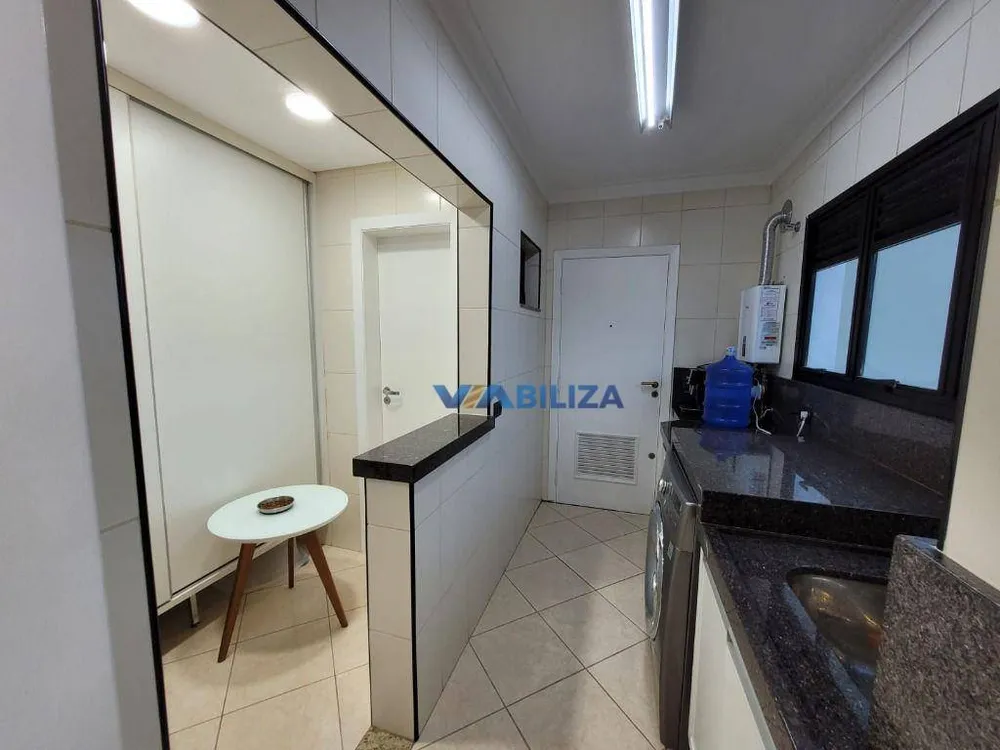 Cobertura, 3 quartos, 240 m² - Foto 3