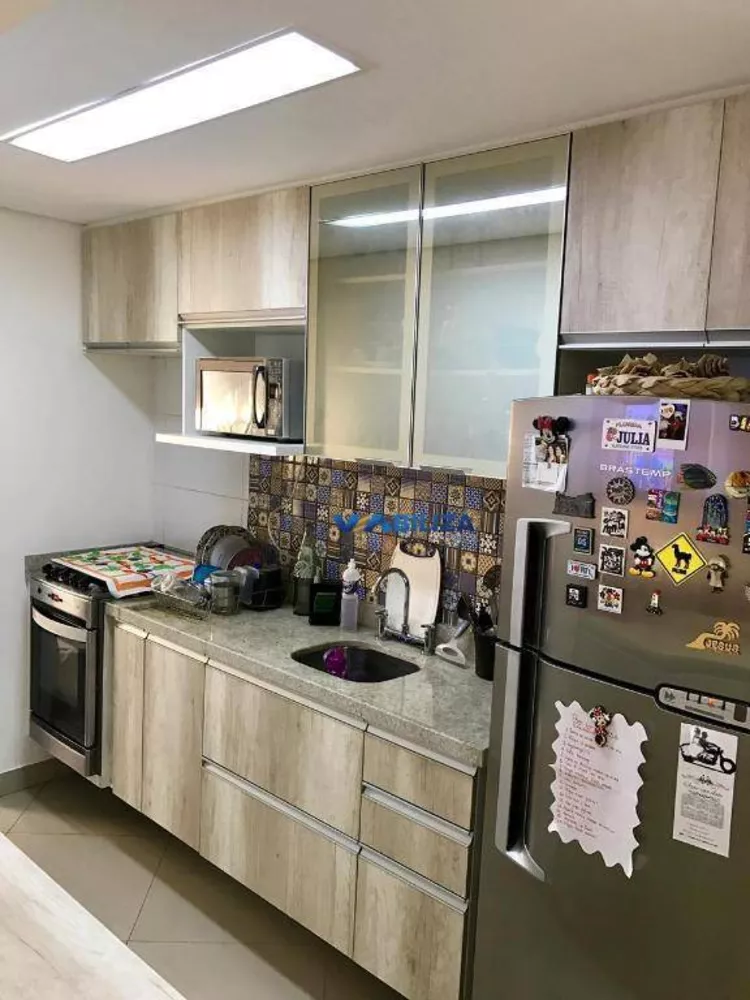 Apartamento à venda com 2 quartos, 63m² - Foto 4