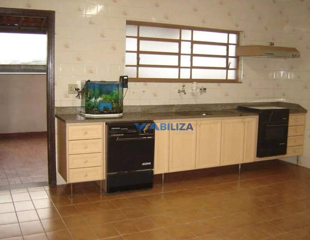Sobrado, 3 quartos, 262 m² - Foto 2