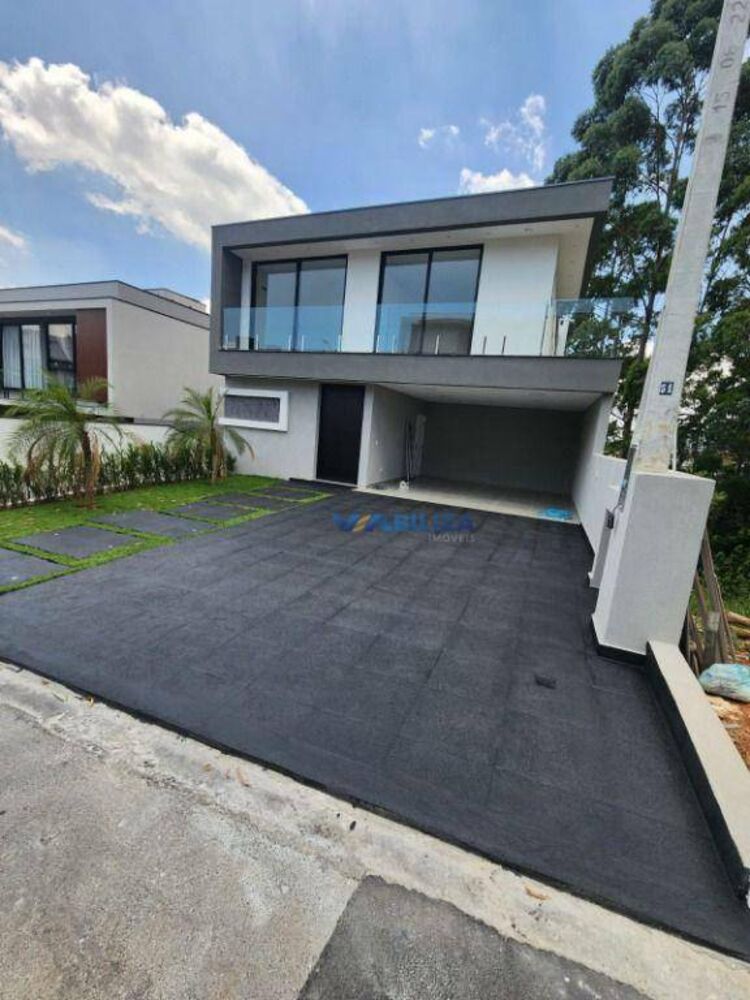 Sobrado, 4 quartos, 300 m² - Foto 1
