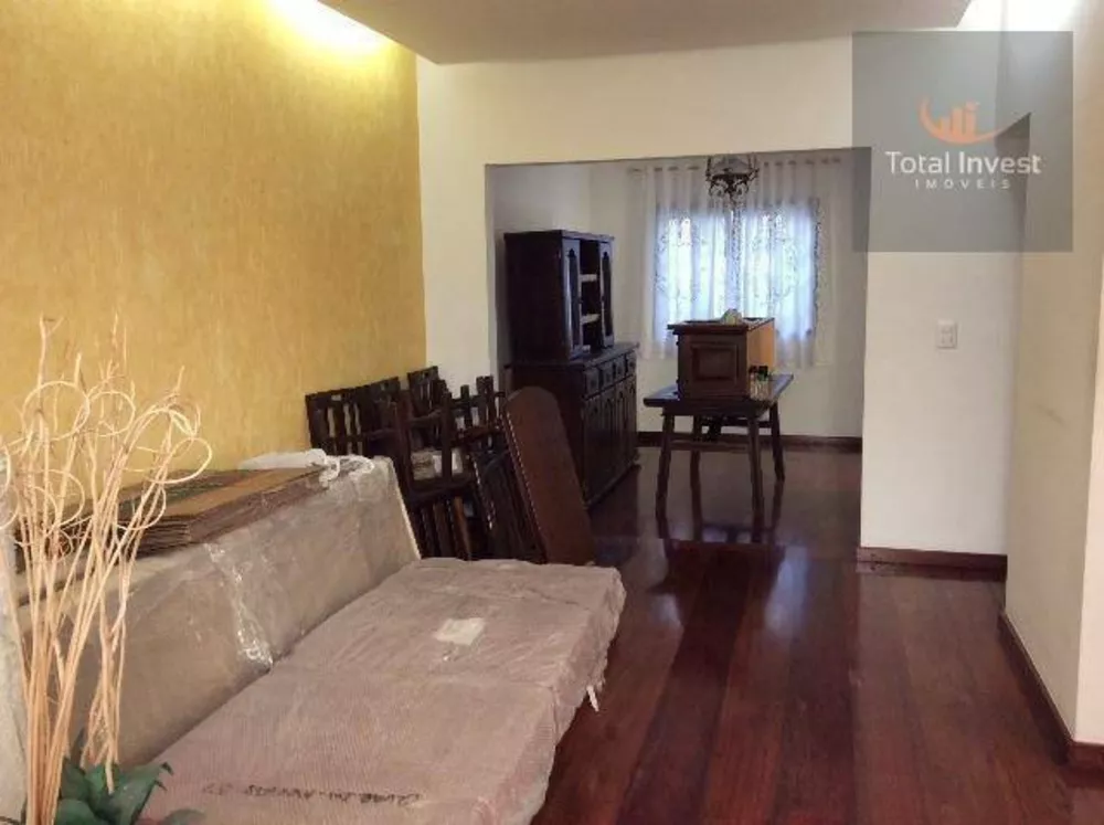 Casa, 3 quartos, 276 m² - Foto 1