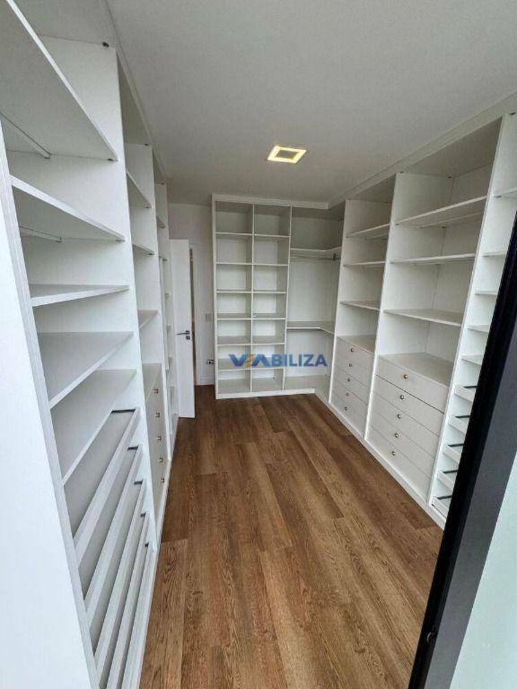 Sobrado à venda com 4 quartos, 320m² - Foto 13