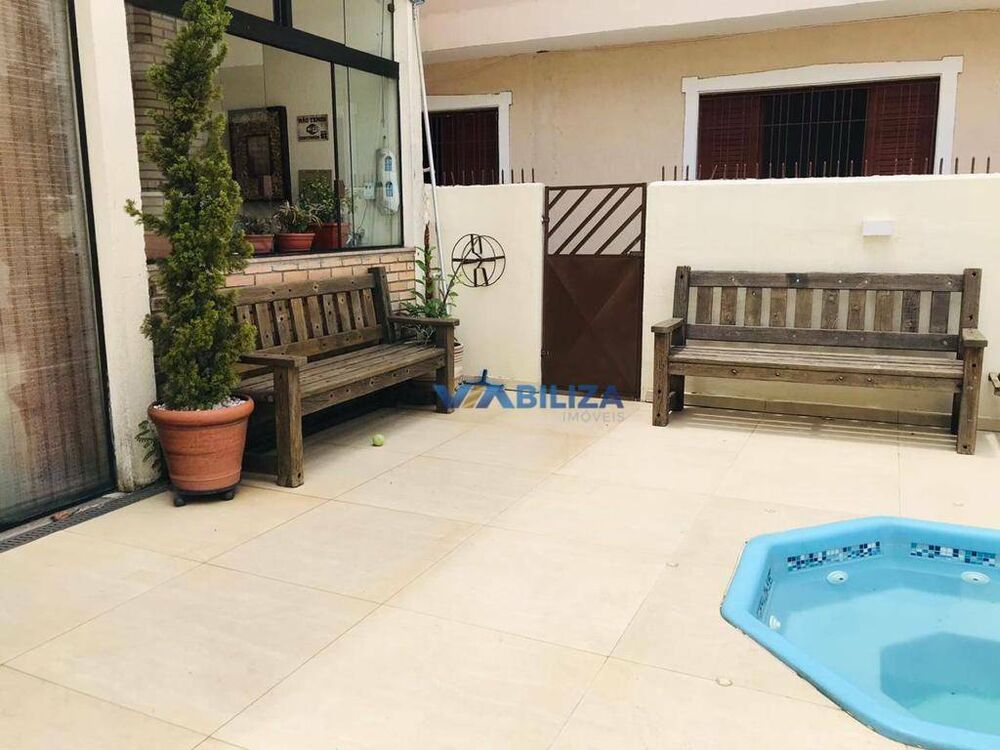 Sobrado à venda com 2 quartos, 188m² - Foto 4